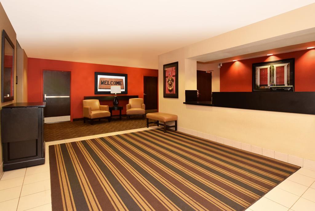 Extended Stay America Suites - Detroit - Дірборн Екстер'єр фото